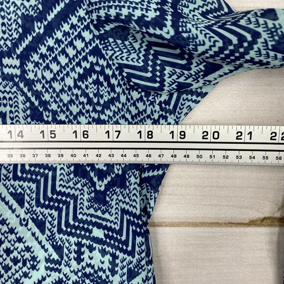 Rue 21 Top Womens M Blue Sheer Split Back Geometric Print Long Bell Sleeve NWT - Picture 8 of 10